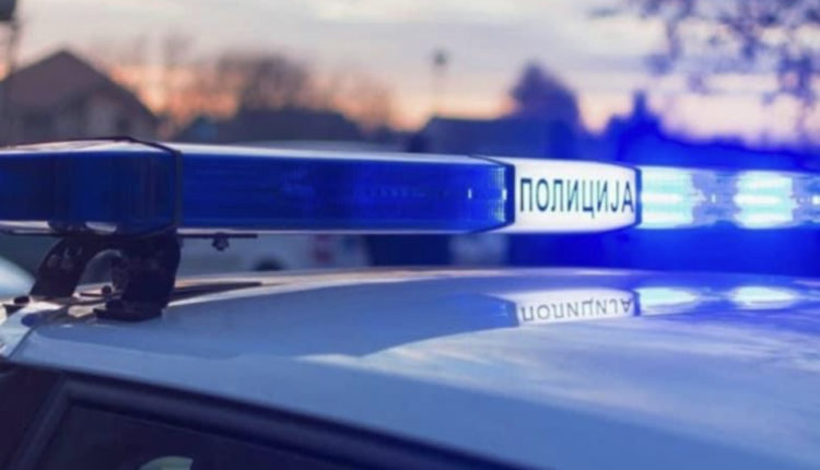 Janë ndaluar nëntë persona në Karposh, mes të cilëve shtetas të huaj, u është gjetur drogë