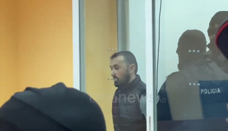 Gjakftohtë dhe i rrethuar nga forcat speciale, del përpara gjykatës Sokol Mjacaj