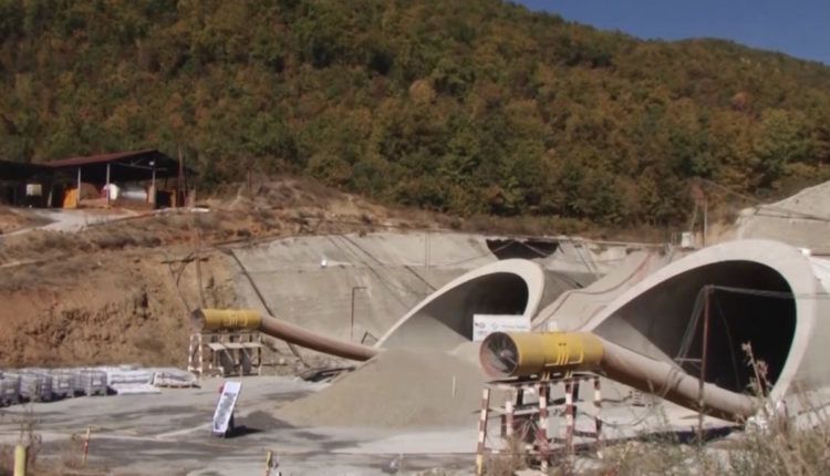 Kallëzim penal për një shtetas të Kinës dhe një qytetar të Ohrit, dyshohet se kanë dëmtuar rrjetin e energjisë elektrike gjatë punimeve në ndërtimin e autostradës