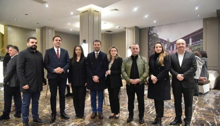 Emine Abazi zgjidhet kryetare e Asamblesë së Gruas në ASH – Çair