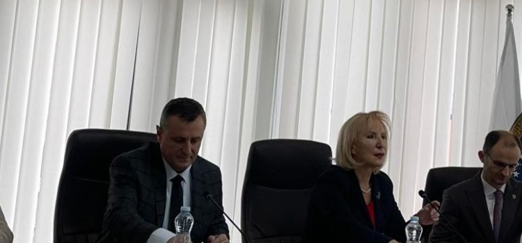 Prokurorja Hajdari për krimet e luftës: Prokurorët vendorë kanë ngritur 33 aktakuza ndaj 89 personave