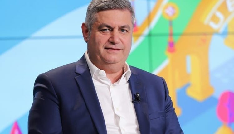 Alarmon Dritan Shakohoxha: Shqipëria ende nuk e ka vazhduar kontratën me Sylvinhon, trajneri është i tundur nga ofertat tjera