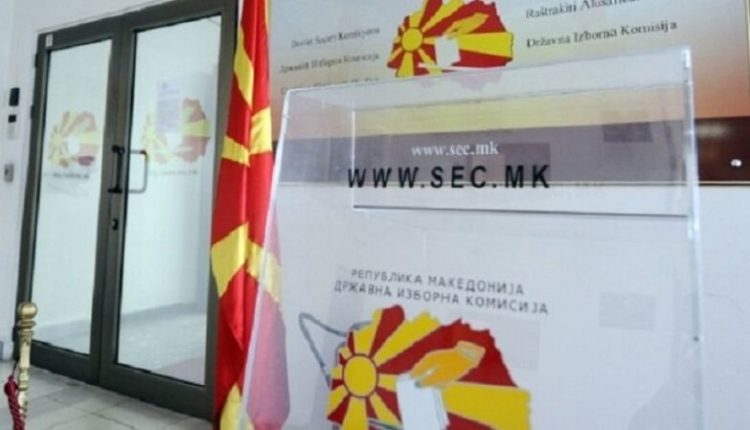 Partitë në Maqedoni përplasen për qeverinë teknike dhe përbërjen e KSHZ-së