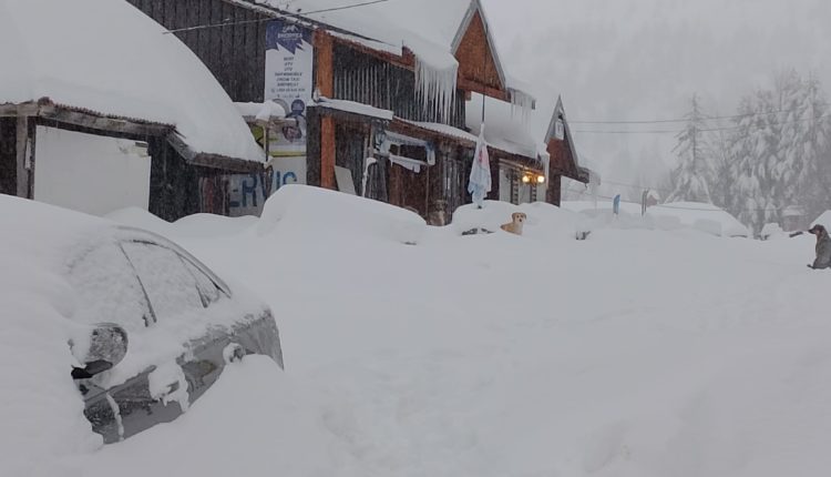 Lirohet për qarkullim rruga nga Brezovica në drejtim të Qendrës së Skijimit, por ka një apel nga policia
