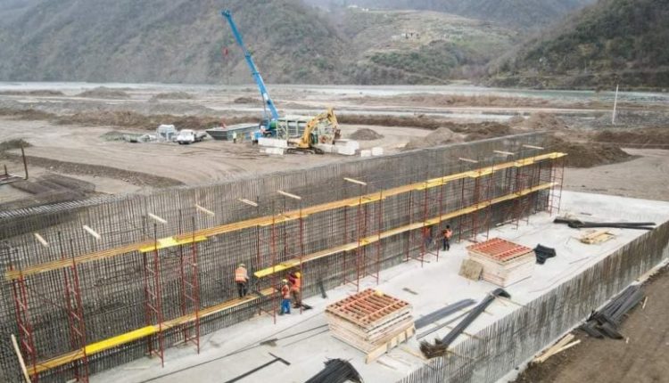 Rama: Filluan punimet edhe në Lotin 3 dhe 4 për ndërtimin e autostradës Elbasan-Qafë Thanë