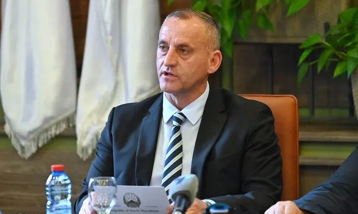 Mexhiti: Po marrim 22 ambulanca të reja, blerja më e madhe në histori për kujdesin emergjent