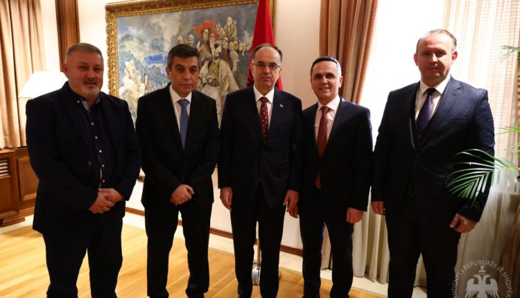 Liderët e Lidhjes u pritën nga Presidenti i Shqipërisë z.Begaj