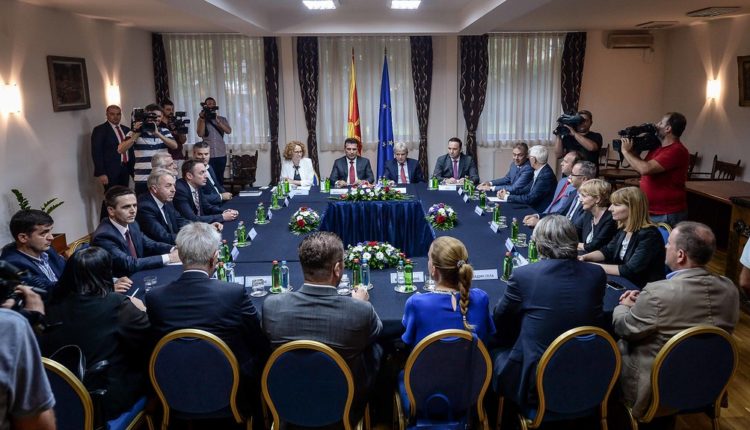 Takimi i liderëve, Kovaçevski: Pres takim pa shantazhe