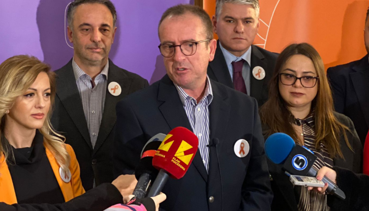 Taravari: Mbështesim Talat Xhaferin për kryeministër!