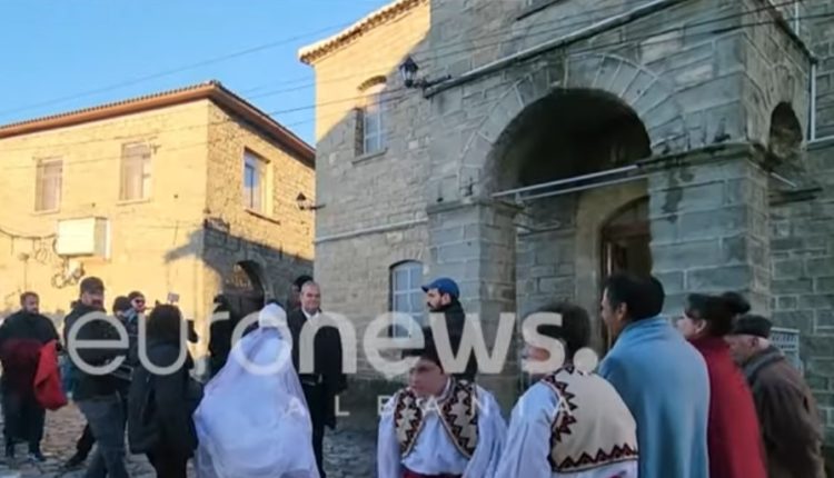 “Shqiptarja dashurohet me serbin”- Historia e “Romeos & Zhuljetës” vjen në Rehovë