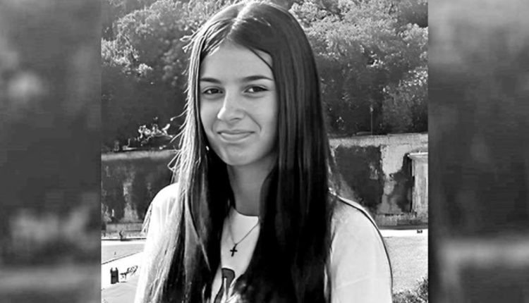 Trupi i 14-vjeçares Vanja i dorëzohet familjes, është kryer  edhe autopsia e trupit