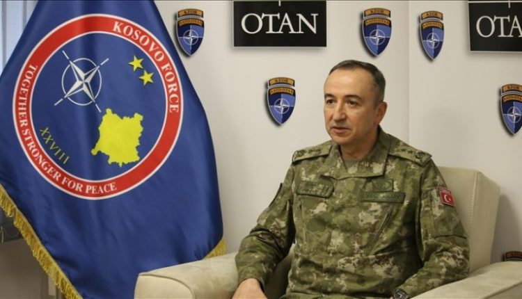 Komandanti i KFOR-it në Kosovë: Jemi të gatshëm t’i përgjigjemi çdo kërcënimi