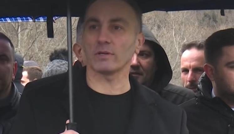 Rruga Shkup-Bllacë/ Grubi: Brenda javësh përfundon 2 kilometërshi i parë, vijon procedura tenderuese për 10 km tjera!