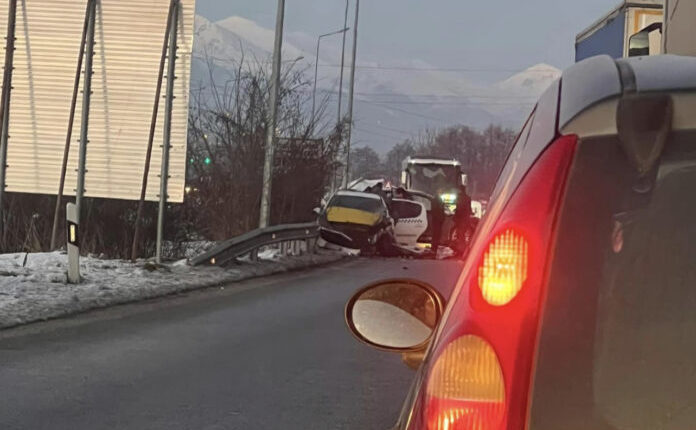 Pesë të lënduar nga aksidenti në rrugën Gostivar-Tetovë