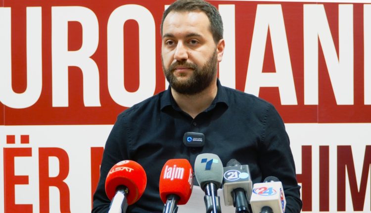 Lidhja Europiane për Ndryshim: Qeveria zhvat qytetarët përmes rrymës