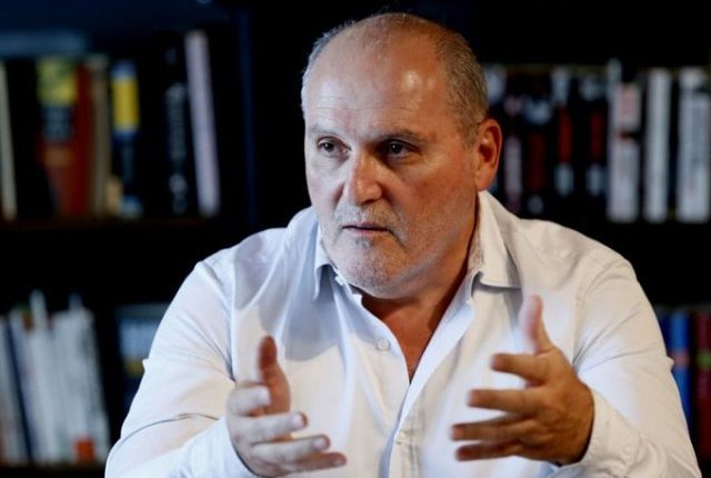 Surroi: Me Talat Xhaferin kryeministër do të ishte krenar edhe Arbën Xhaferi!