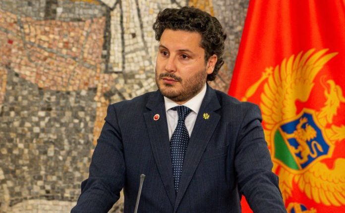 Abazoviqi, mesazh Dodikut: Çfarë 9 janari, për Malin e Zi ekziston vetëm Disa e Shtetësisë së BeH-së