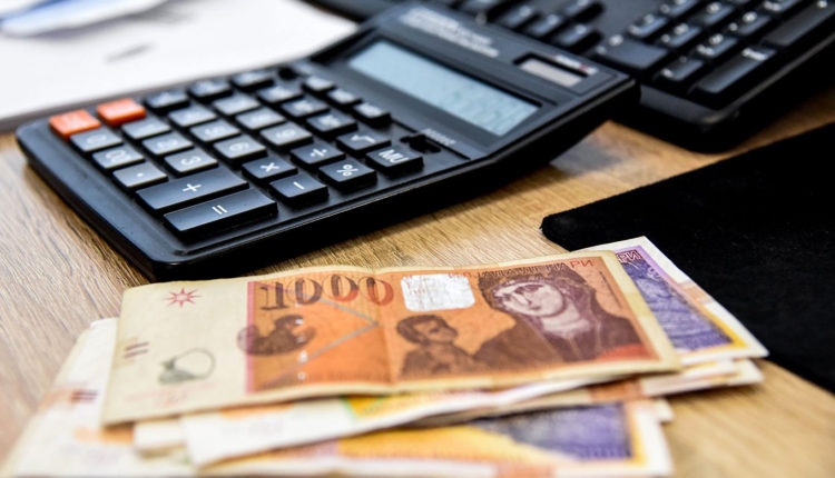 VMRO: Shpenzimet minimale mbi 46.000 denarë, paga minimale 22.500 denarë – Maqedonia e fundit në rajon