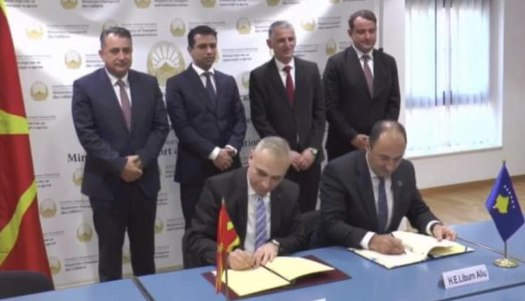 Kosova dhe Maqedonia e Veriut nënshkruajnë marrëveshjen për bashkëfinancim të projektit të rrugës Tetovë-Prizren