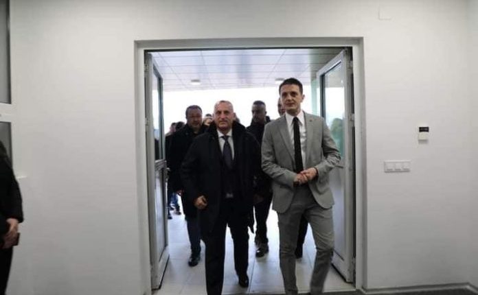 Selimi: Demantojmë pohimet e Lëvizjes Demokratike për Poliklinikën e Sarajit