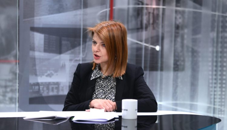 Llukarevska: Është paradoks politik të propozohen ministra dhe të mos votohet për qeverinë teknike