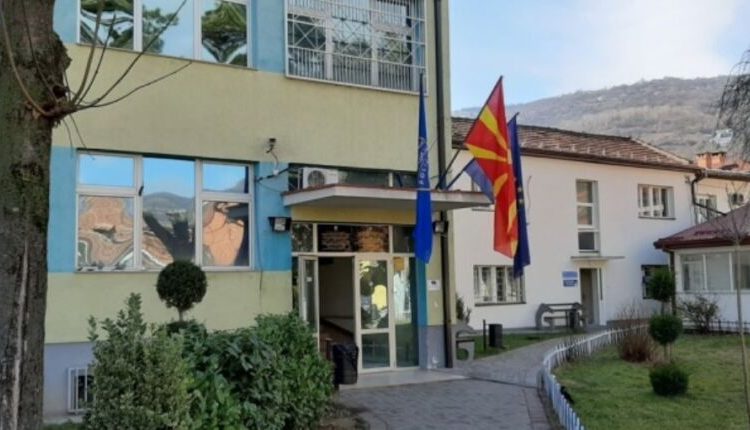44-vjeçari nga Treboshi i Tetovës e sulmon fizikisht babain e tij, policia i ngre padi penale