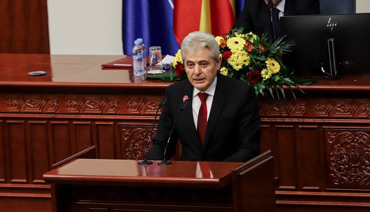 Ali Ahmeti: Dita e madhe erdhi! Kemi Talat Xhaferin si Kryeministër të parë shqiptar!