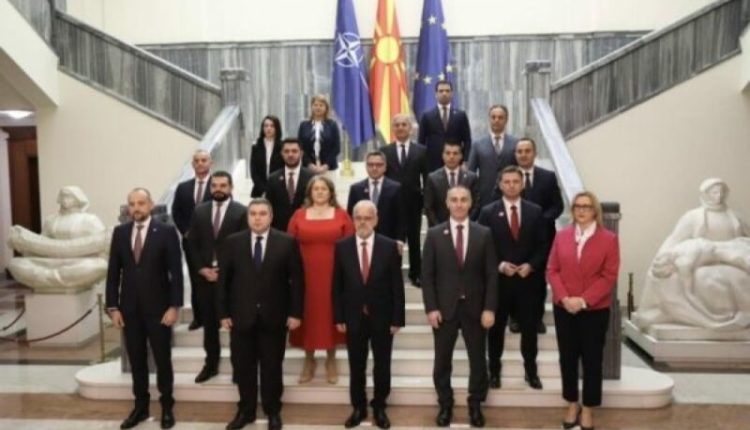 Sot mbahet mbledhja e parë qeveritare në Maqedoni me kryeministër Talat Xhaferin
