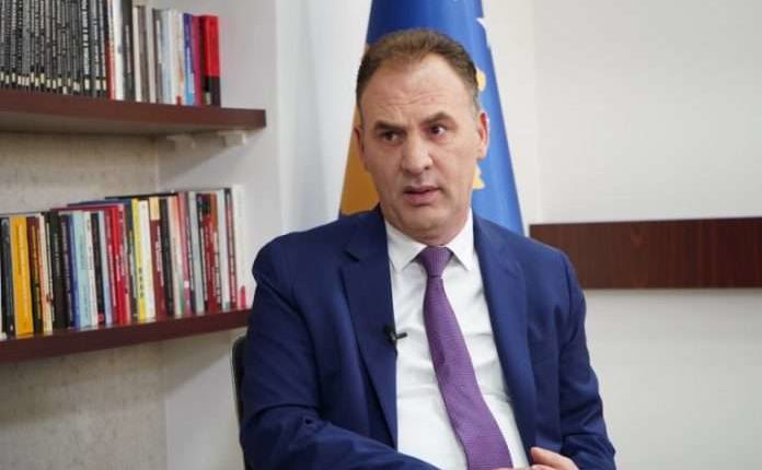 Limaj: Na presim punë të vështira, vendime të vështira dhe sfida të rënda