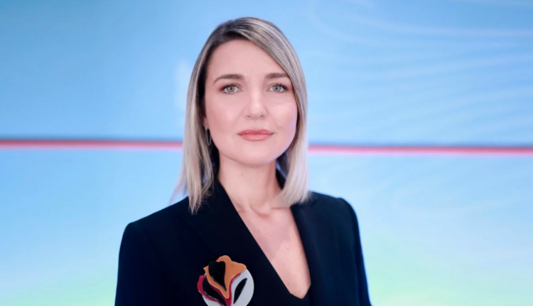 Shqipëri/ Shkarkohet Elva Margariti! Drejtimi plot debate në Ministrinë e Kulturës