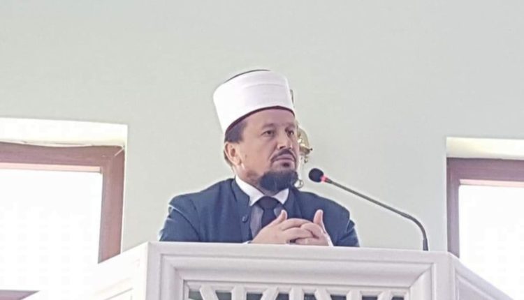Imami Gania me kërkesë deri te hoxhallarët: Hajdeni të zgjedhim myftiun e ri të Tetovës
