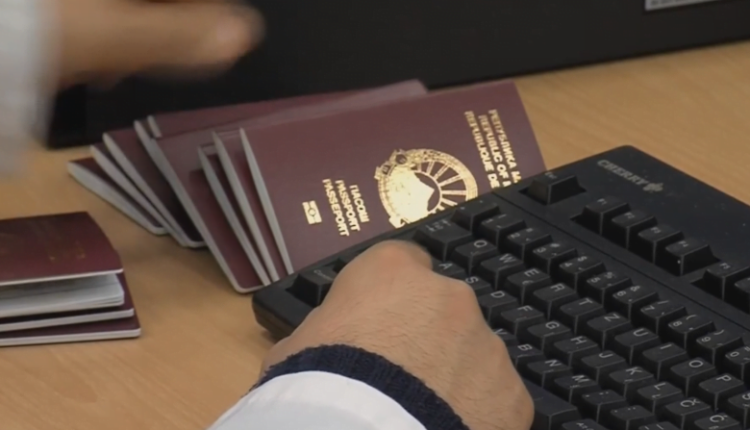 “MPB s’ka kapacitet për lëshimin e 2.5 milionë pasaportave”/Mickoski: Sipas dinamikës, ndryshimi i dokumenteve do të zgjasë deri në 2027-tën