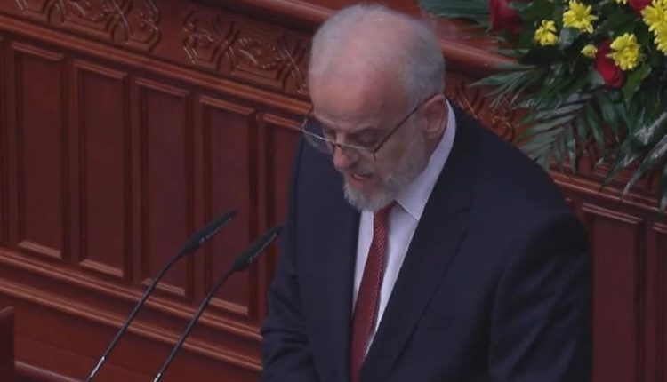 Xhaferi si mandatar: Pranoj mandatin me kënaqësi dhe përgjegjësi të plotë (VIDEO)
