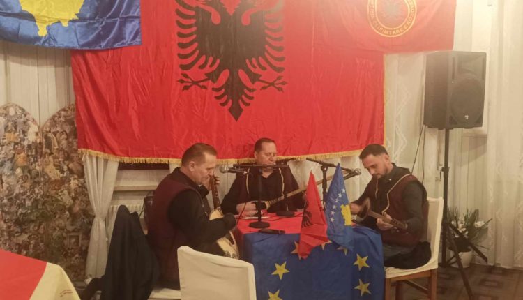 Kurrë n’Kosovë s’do të ndalet kënga!