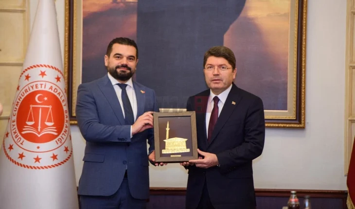 Lloga-Tunç në Ankara: Bashkëpunimi i ndërsjellët do të intensifikohet në të gjitha nivelet në gjyqësor