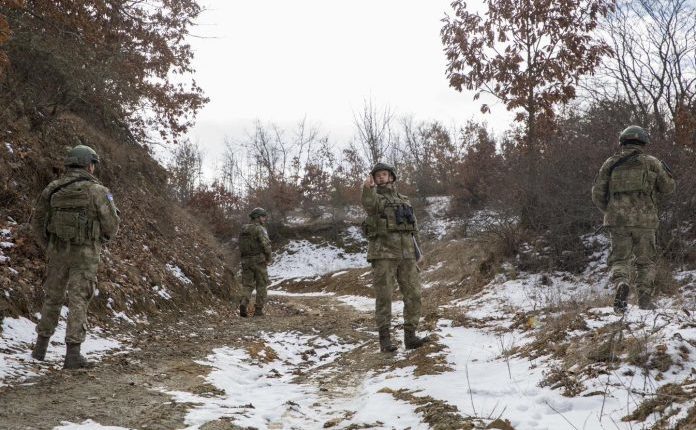 KFOR-i turk kryen patrullime në pikën kufitare mes Kosovës dhe Serbisë