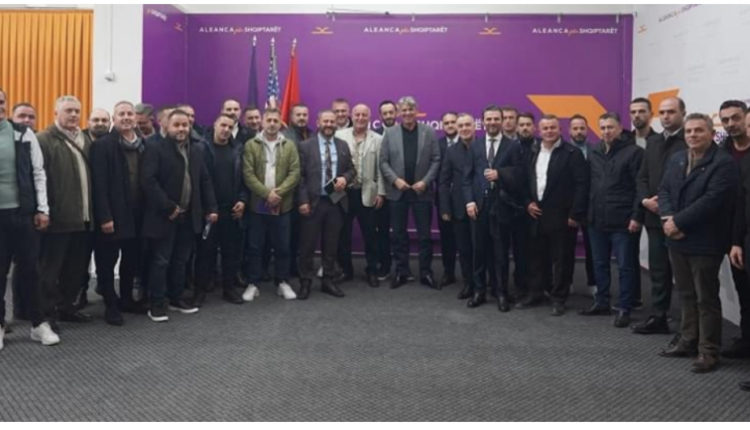 Sela në takime me kryetarët e degëve, por pa Taravarin! Çfarë po ndodh në ASh?