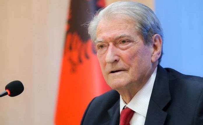 Berisha uron VMRO-në: Partia simotër e PD fitoi në një proces demokratik dinjitoz