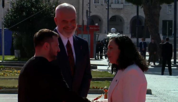 Osmani: Momenti i njohjes së Kosovës do të vjen së bashku me fitoren e Ukrainës