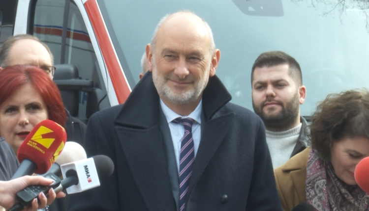 Geer: Kur BE ndihmon, presim që edhe autoritetet në vend ta bëjnë punën e tyre