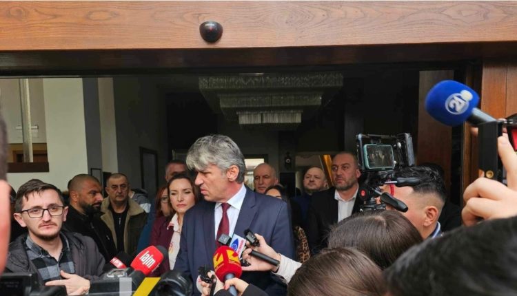 Sela: Kuvendi vendos nëse do të shkarkohet Arben Taravari