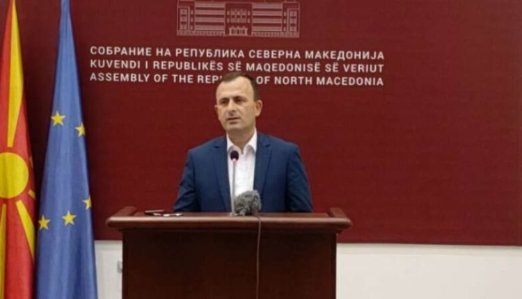 Mitreski për vazhdimin e afatit të dokumenteve të udhëtimit: Marrëveshjet ndërkombëtare nuk mund të ndryshohen me një ligj tjetër