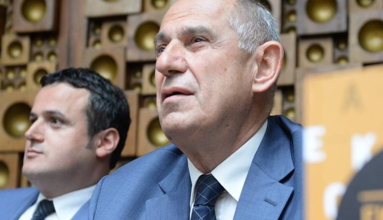 Muhamet Mustafa: Nuk ka asnjë arsye që çështja e dinarit të përfshihet në bisedime