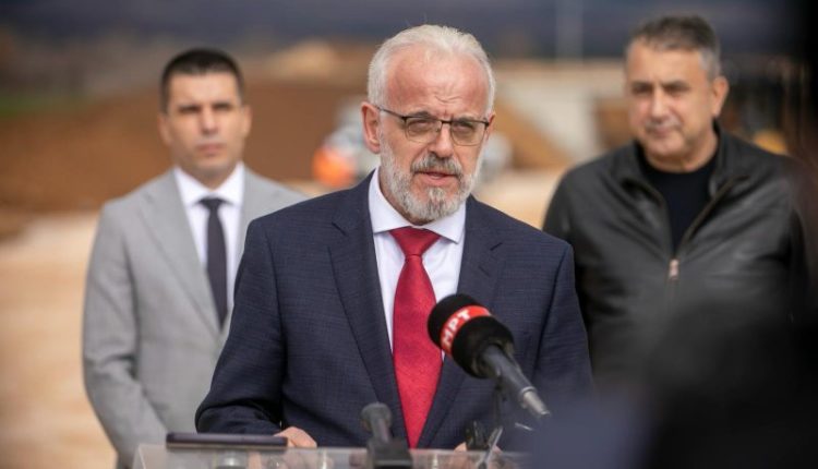 Xhaferi: Rruga ekspres Kriva Pallankë-Rankovcë është një arterie e rëndësishme rrugore e Korridorit 8