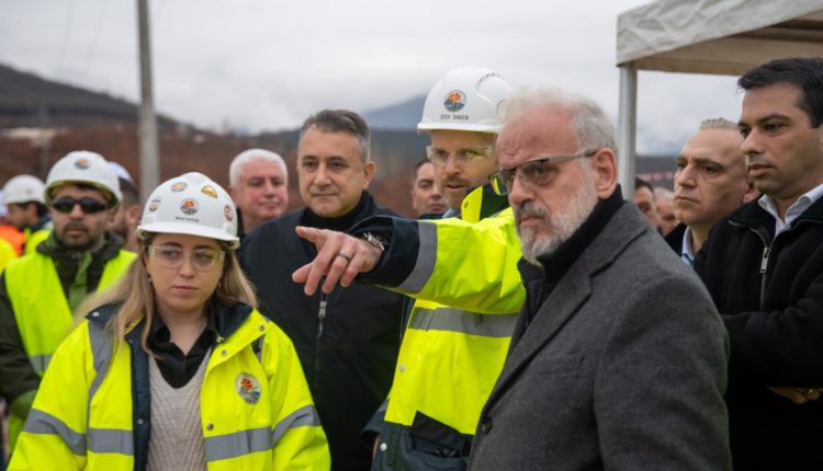 Xhaferi: Korridori 8 paraqet një lidhje të rëndësishme ndërmjet Maqedonisë së Veriut dhe vendeve fqinje dhe Evropës
