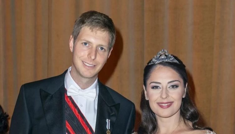 U nda nga gruaja/ Rrihet Princ Leka nga ish-vjehrri dhe ish gruaja Elia Zaharia