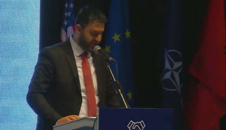 Hoxha: U bashkuam për shkak qëllimeve madhore që i tejkalon interesat e ngushta individuale