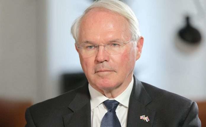 Hill: Serbia duhet t’i paraqesë më mirë aspiratat dhe synimet e saj drejt BE-së