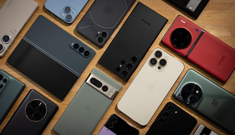 MPB konfiskon 30 kuti smartphone me vlerë 3 milion euro