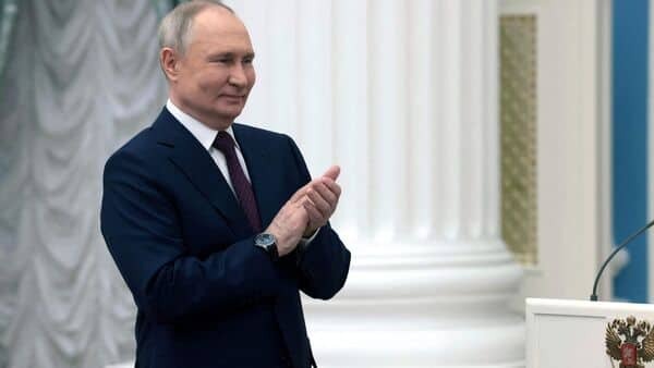 Vladimir Putin ka fituar zgjedhjet presidenciale të Rusisë me 87.97 për qind të votave, sipas rezultateve të para zyrtare